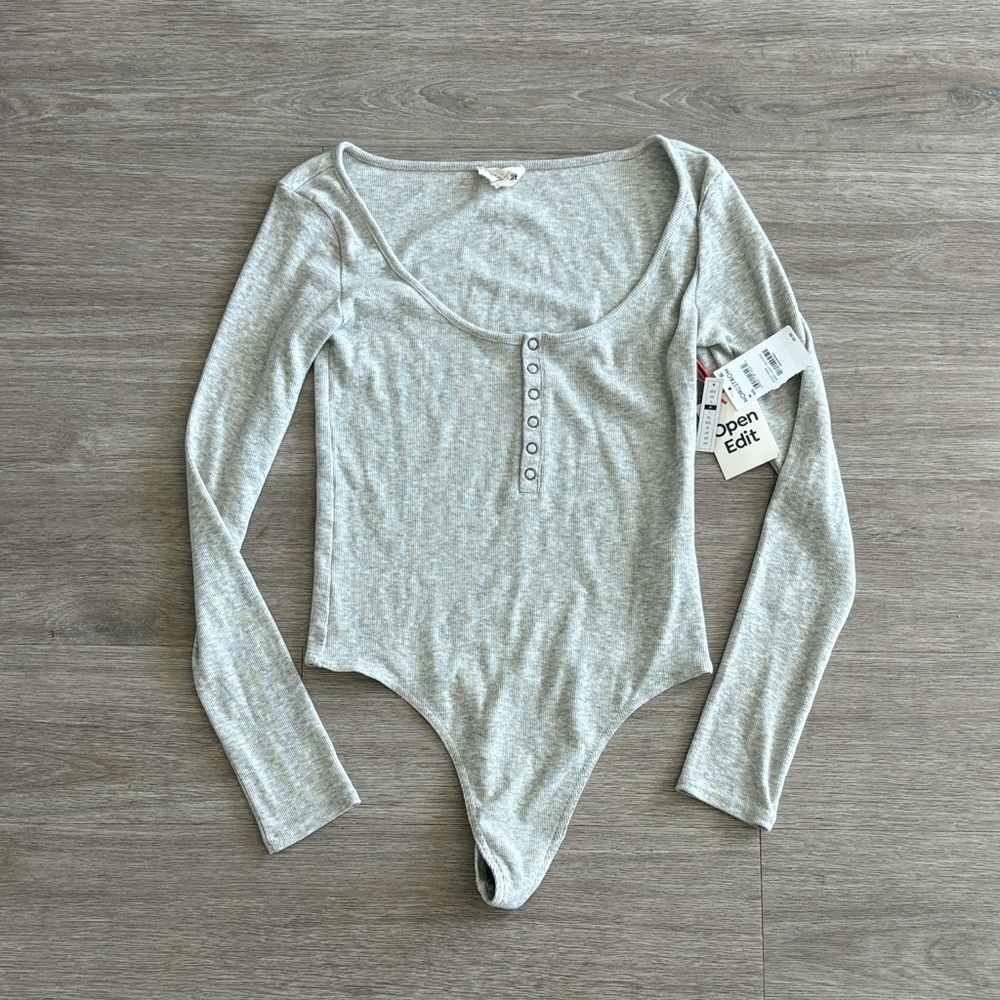 NWT- Open Edit Light Gray Ribbed Bodysuit